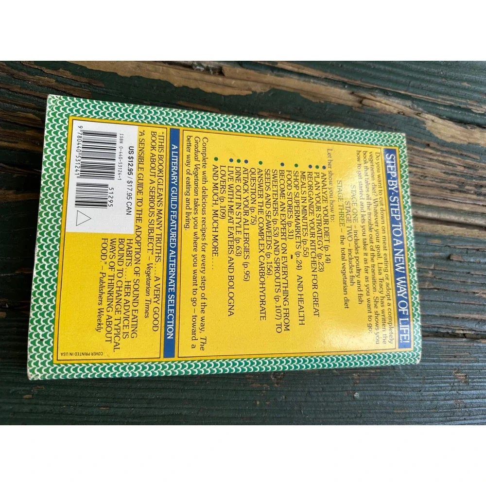 The Gradual Vegetarian Lisa Tracy 1986 Paperback Cookbook 200+ Recipes
